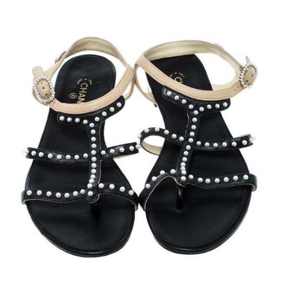 Authentic Chanel Leather Pearl Embellished Strappy Flat Sandals Size EU 37.5 - Picture 1 of 10